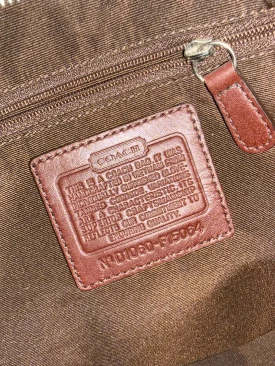 Coach Tan Leather Shoulder Bag with Dark Brown Tag - Picture 6 of 7